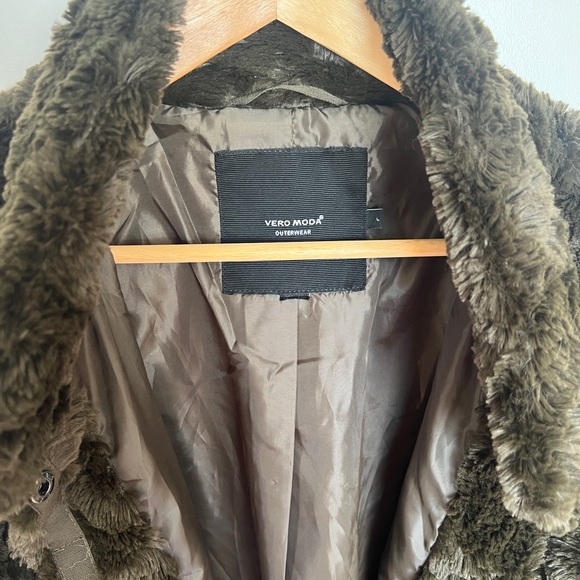 Vero Moda Teddy Jacket - Dark Brown - Picture 3 of 5